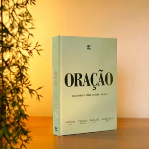Capa do livro Devocional Oração, escrito por Midian Lima, Camila Barros, Raquel Lima e Gabriela Lopes.